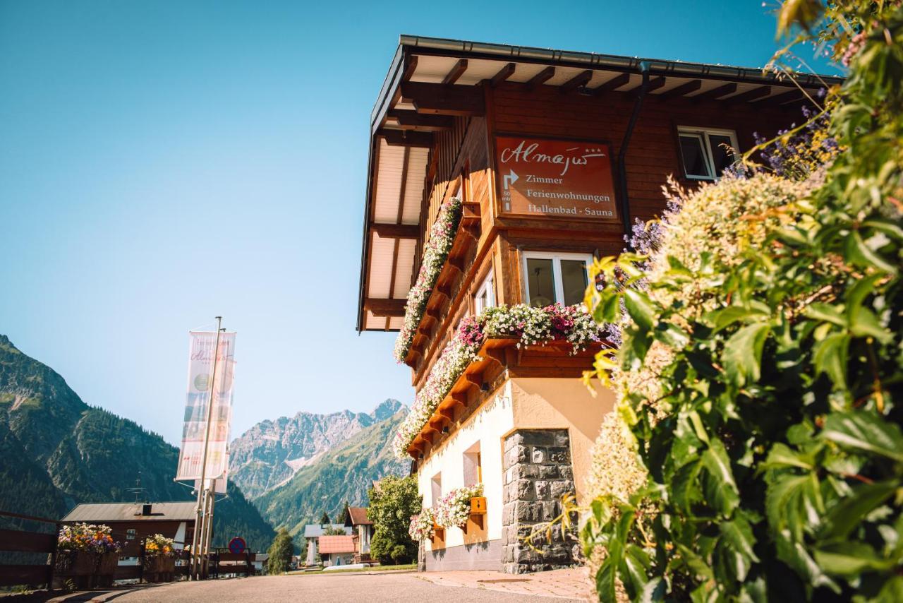 Ferienhotel Almajur Mittelberg Exteriér fotografie